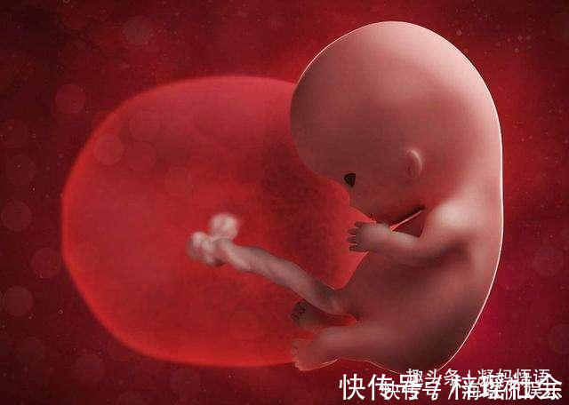 打喷嚏|孕妇打喷嚏时,胎儿在肚子里会有3种反应,孕妈要小心呵护