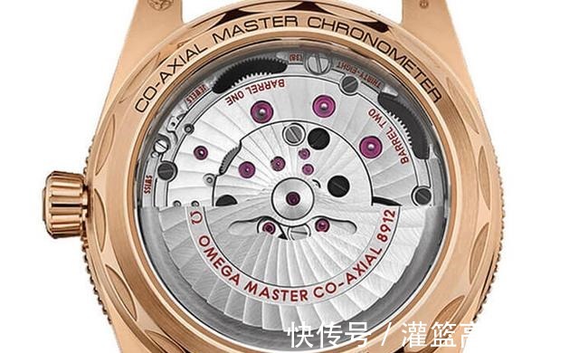 海马3 欧米茄海马300米 VS 沛纳海1074