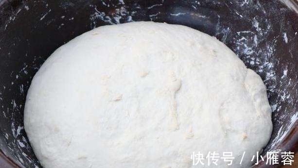 早餐吃肉饼,不用花钱自己做,佐料简单味道“不简单”