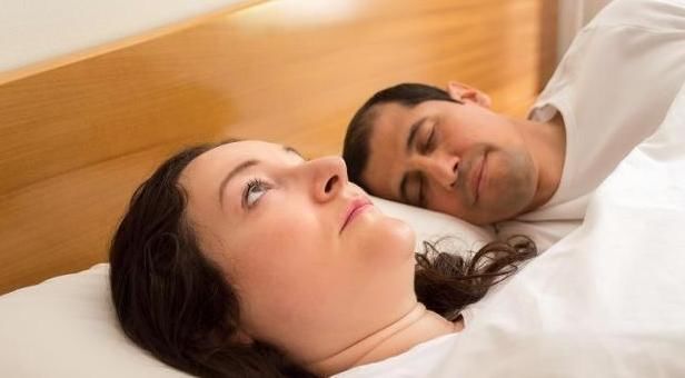 中风|为何有人睡觉时会流口水,或许是几种疾病引起的,别大意了!