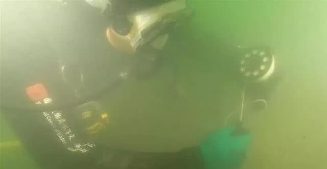 威海湾甲午|“定远舰”沉舰遗址找到了!这句网友评论,让人瞬间泪目