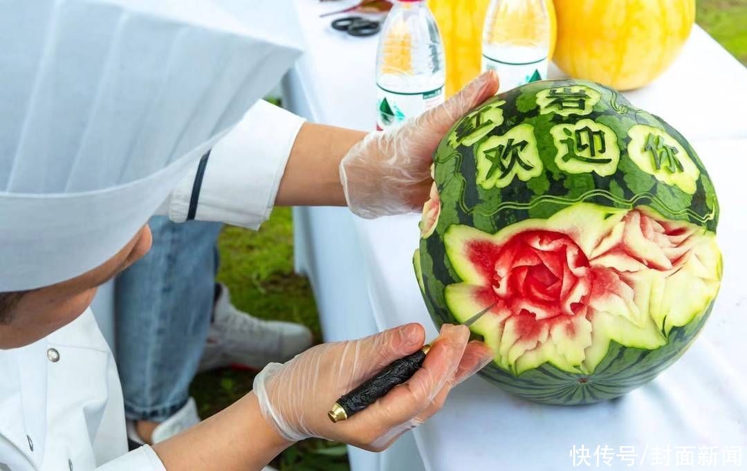 天府中药城|敖平田间瓜香四溢 彭州邀你“瓜”分幸福甜蜜