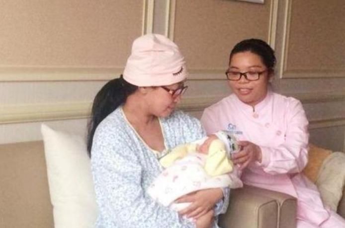 父母们|婴儿的这8种反射,6个月内基本会消失,若缺乏可能是'脑损伤'