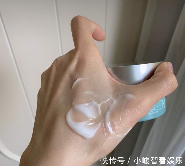 好物|逛屈臣氏看到这三种美妆好物,建议多囤一点,价格不贵但真心好用