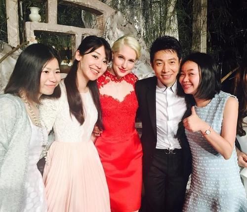 新鹿鼎记|《你好生活》中撒贝宁吃沈梦辰剩饭，自称不嫌弃，网友直言没必要