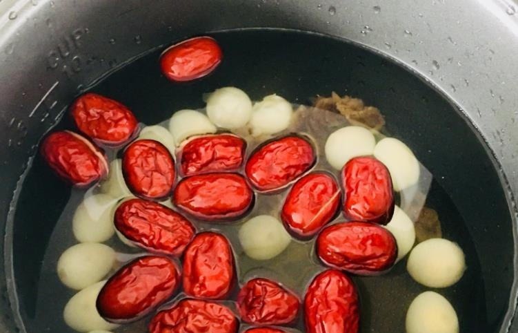 红枣汤|红枣和它是天生一对,每天煮水喝,养颜补血,口臭没了,皮肤越好