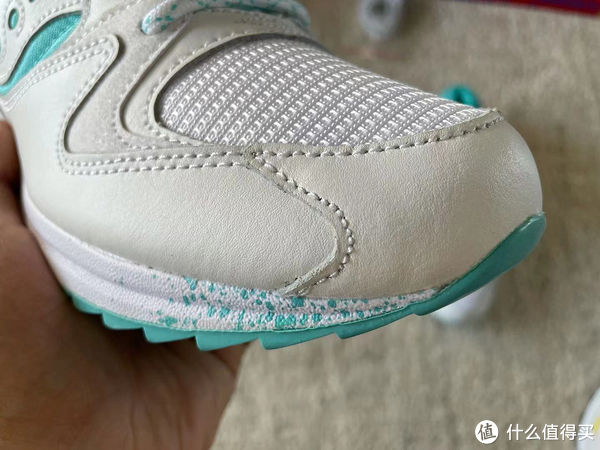 配色|Sneaker 篇一百一十八：Saucony Azura OG和Grid 8500开箱