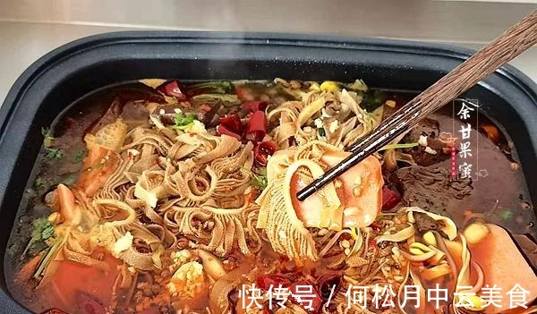 此菜上桌米饭都不够了,食材丰富多样做法也简单,好吃不敢多做!