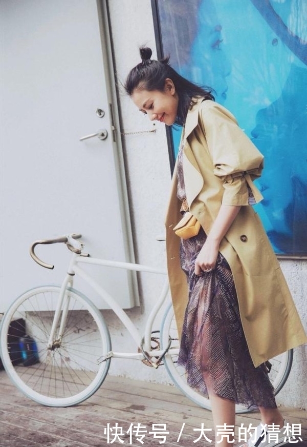 外套不要太多,有这“2款”就够了!洋气显瘦,时髦女生都在穿