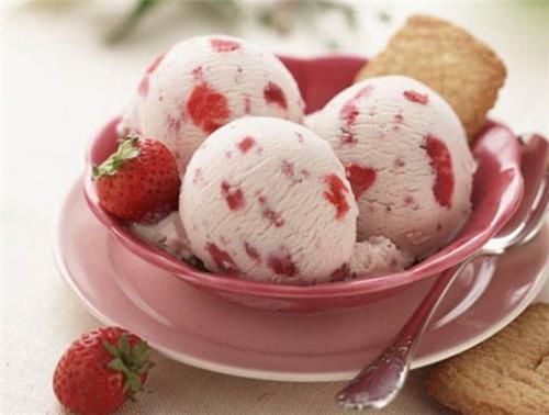 学生党想吃却吃不起4种雪糕,哈根达斯上榜,最后这种是妹子最爱