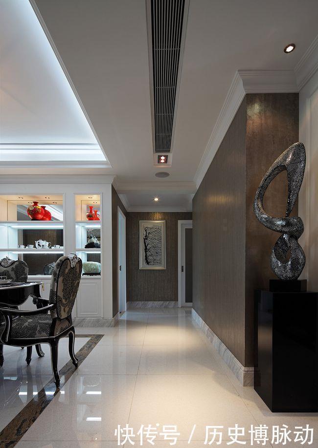 耐用|瓷砖踢脚线已过时,当下流行5种踢脚线实用又漂亮,适合各种风格