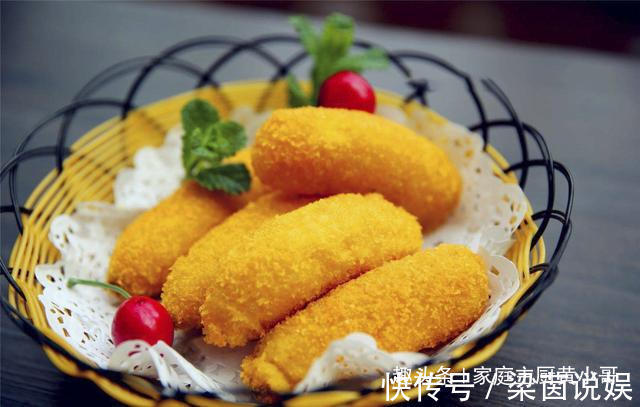 香蕉|70岁奶奶卖炸香蕉，十元一根，一天收入一千多块，生意超红火