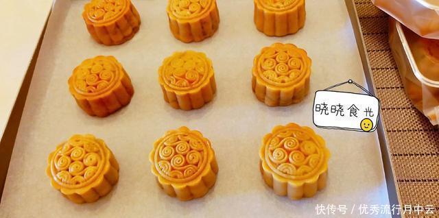  新手|想吃没有防腐剂的月饼就自已做，新手也能学会，一看就会操作