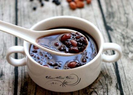 黑豆|黑芝麻与它天生一对,一周3次,美容养颜,50岁没白发