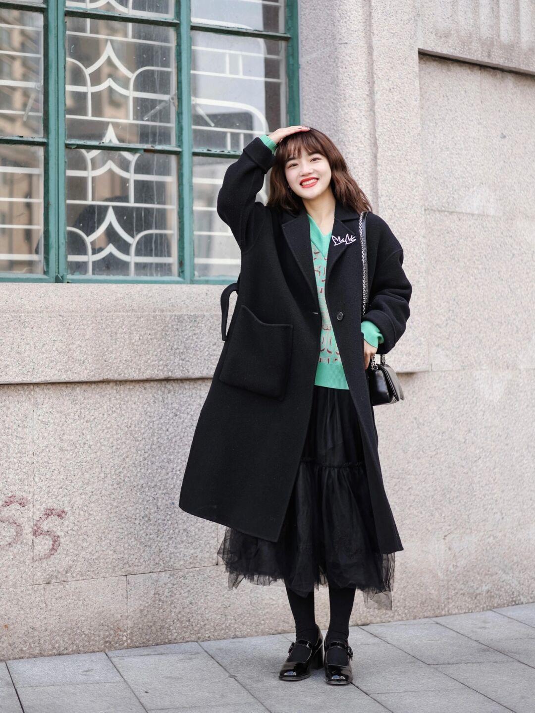 搭配 大衣的高阶穿法来了，这些搭配方式优雅精致又显气质，谁穿谁美