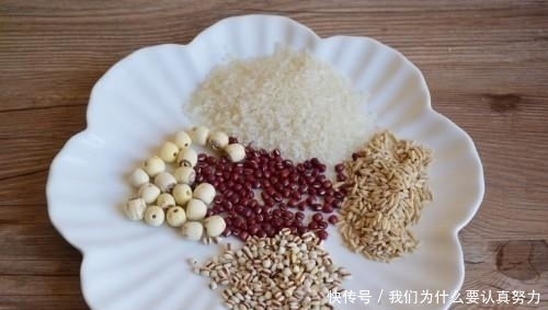 初春的早餐多吃它,做成粥来吃,15分钟上桌,补血怯湿降春燥