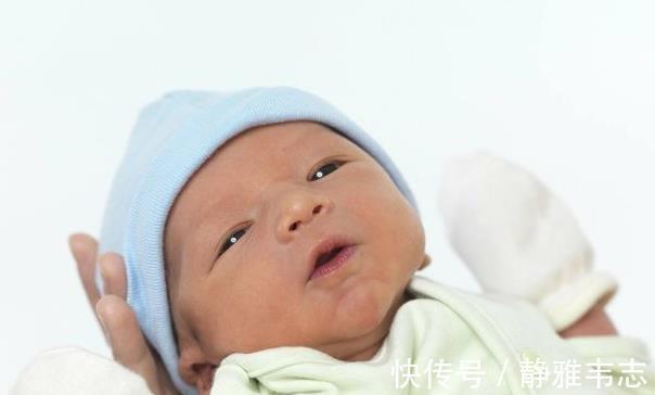 宝宝这四个地方越丑,以后可能越好看,你家宝宝占几个