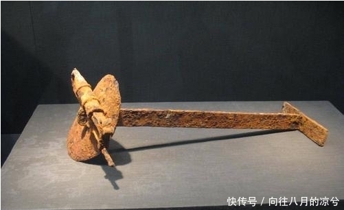 朱瞻垍|考古现场,古墓竟出土金银1400件,宝石3400件,惊世宝藏现出人间