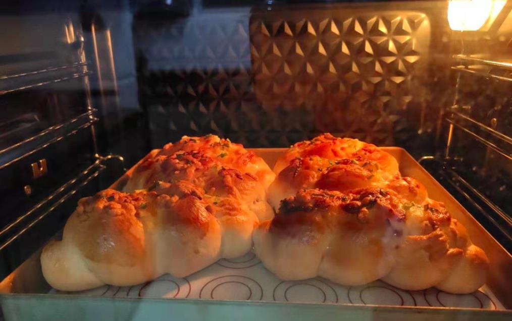 火腿芝士包早餐包做法,比蛋糕简单,全家人都喜欢,满满都是料