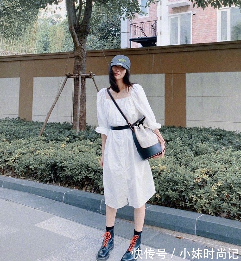 小姐姐 刘雯普通白裙穿出国际大牌感,配披肩发好有少女感