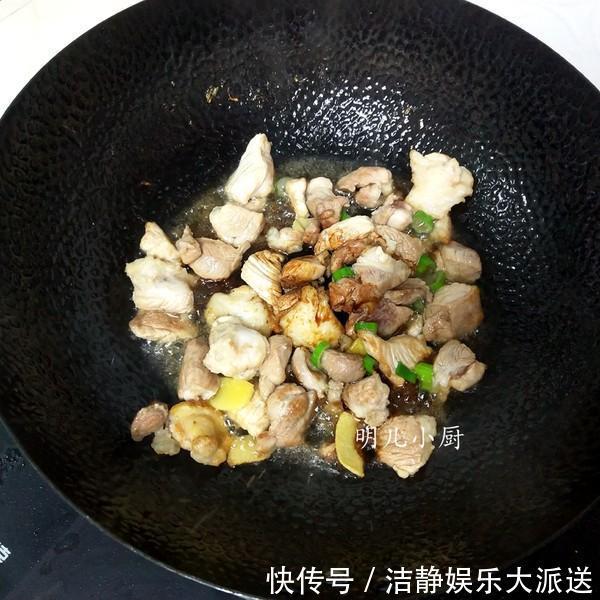 土豆|土豆和它一起炒,是肠道“通便器”,隔三差五吃,排出肠道臭宿便