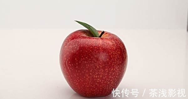 医生|一天一个苹果,医生远离我,糖友吃了还能够降血糖,这是真的吗?