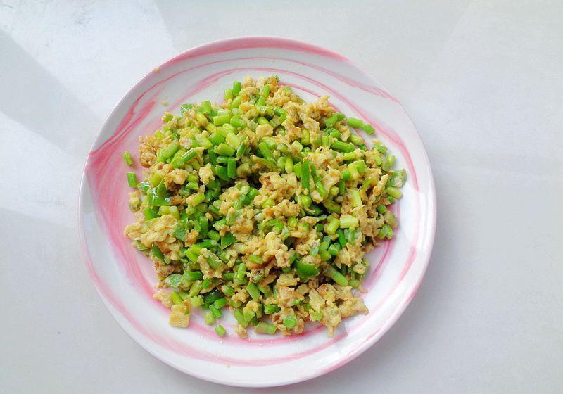 我家下雨天早餐，四种搭配，玉米粥配油馍，好吃又暖和