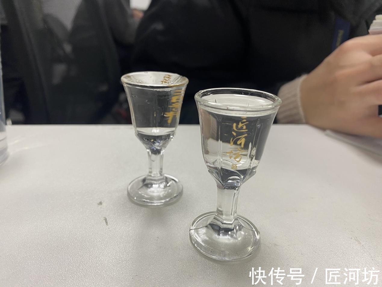 一线喉|十几年老酱友教你,酱酒怎么喝才对!