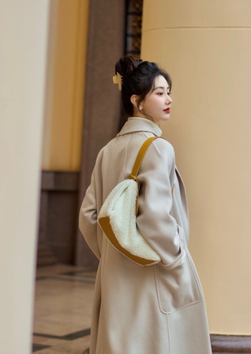 秋冬 韩系大衣的穿搭精髓,掌握下面这几点,让你分分钟变成气质女神!