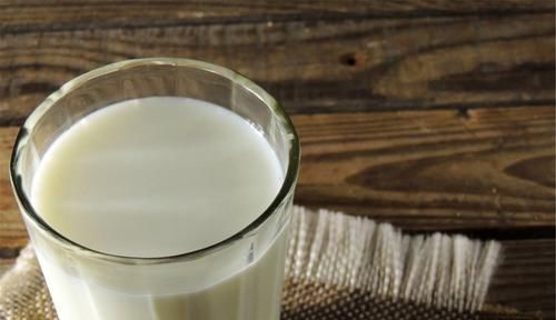 别一说补钙就是喝牛奶、吃钙片!有5种食物也是“补钙高手”