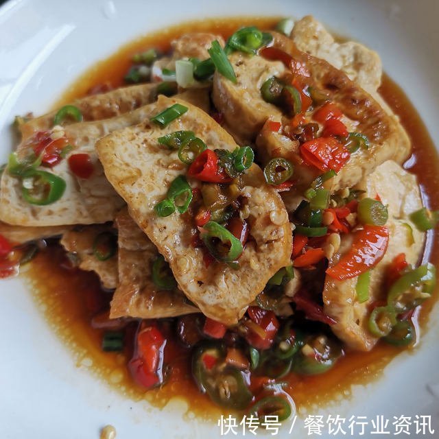 下饭|水煮豆腐，简单美味，超级下饭