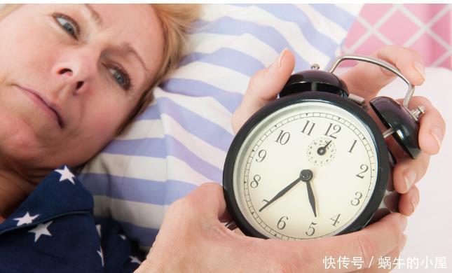 治疗|女性绝经后,更年期失眠、潮热,该怎样治疗?医生讲清楚