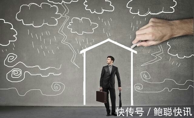 倾听时要注意的四个细节,做好三个同步,可以让顾客的话题不断