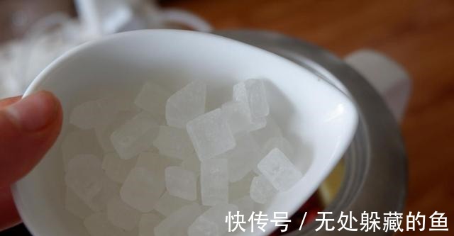 清甜|苹果银耳羹，清甜可口，营养好喝，女人要常喝！