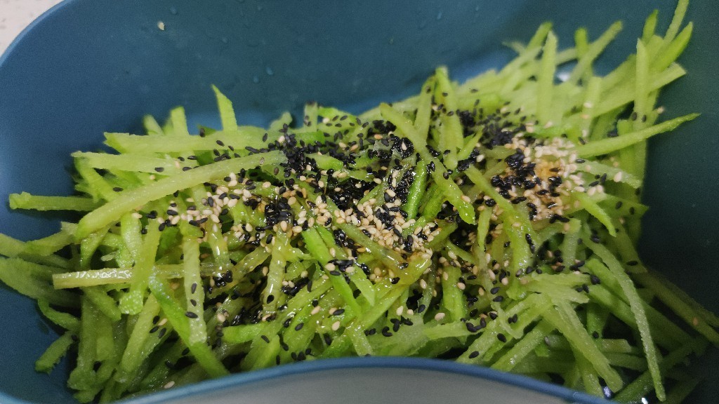 橄榄油蜂蜜凉拌萝卜丝儿