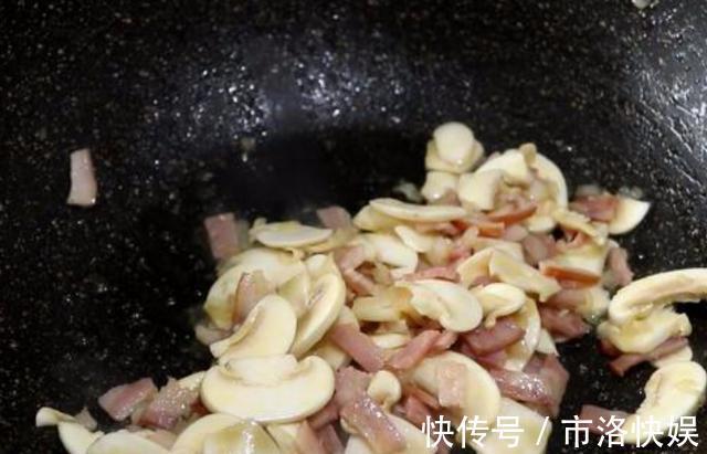 培根|美味鲜香猪蹄鸡肉煲,制作简单又好吃,奶油蘑菇汤,奶香十足