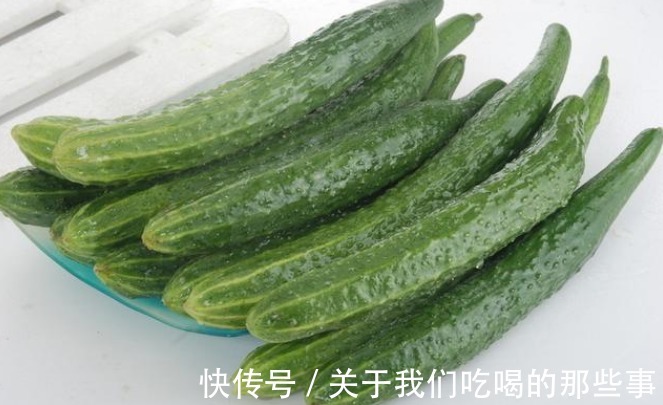 黄瓜|夏季黄瓜1块钱1斤,买上30斤冻起来,脆爽有嚼劲,凉拌炒肉都好吃