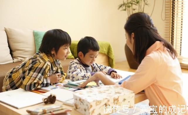 孩子|“奶奶生病你咋不去伺候?”面对娃的质问,母亲回答得体又无奈