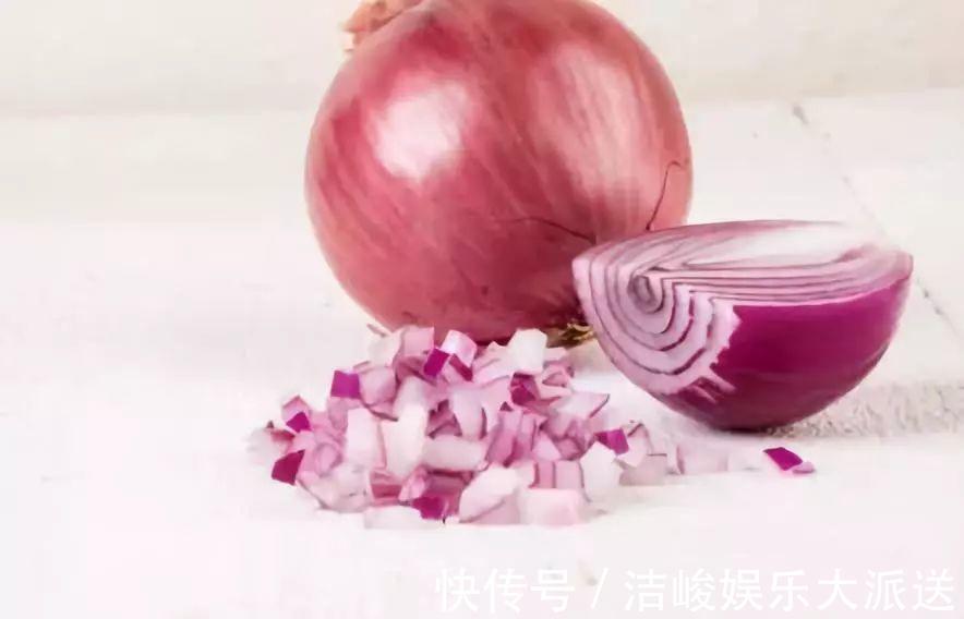 蚜虫|自制养花杀菌水，7天浇一勺，花不生虫不烂根