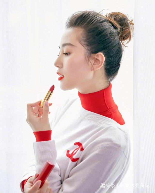 气垫 包包里常放几样东西的,一般都是讲究的女人,你有几样