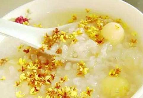 食物|经常失眠的人,知道什么是失眠吗?无需惊慌,纯天然食物助你睡眠