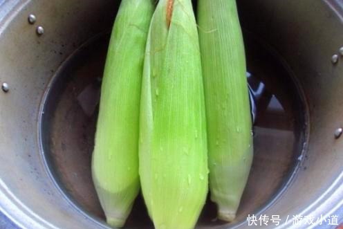 玉米是煮熟好还是蒸熟好这都不明白,20多年的玉米白吃了!