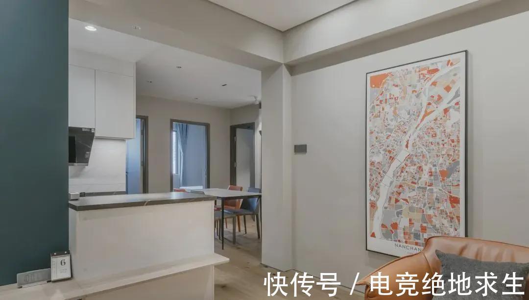 收纳|80㎡现代简约小两居，复古绿+胡桃木格调满满，独立衣帽间超实用