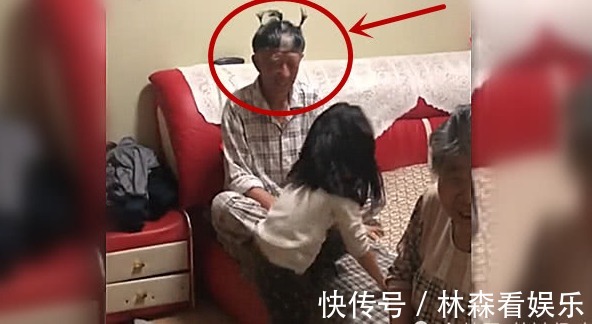 孙女|自从有了小孙女，爷爷就无法淡定，爷爷亲生的，能怎么办