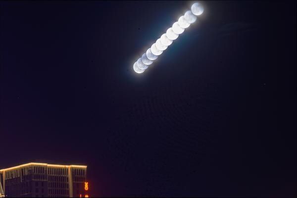 ！超级月亮邂逅月全食 天涯共此时！超级月亮邂逅月全食，夜空上演“血色浪漫”