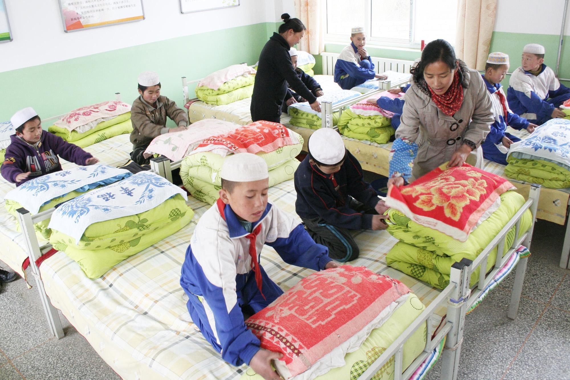 心理健康|白岩松：再苦也不会让我的孩子住校！寄宿对娃的危害不是一般的大