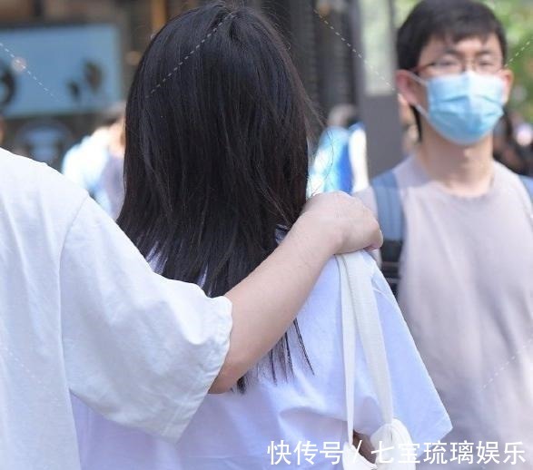 单品 瑜伽裤尽显时尚气息,好看有个性,带来独有的个人魅力!