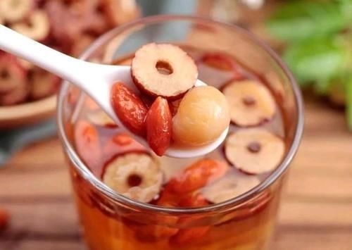 葛根粉|女性到了45岁后,适当注意5件事,养骨调经,更年期也可以很舒坦