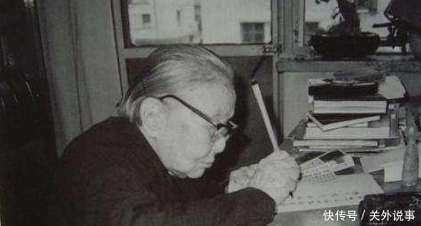 同是民国文坛女神,张爱玲却看不起冰心,但有一件事抗衡不了冰心