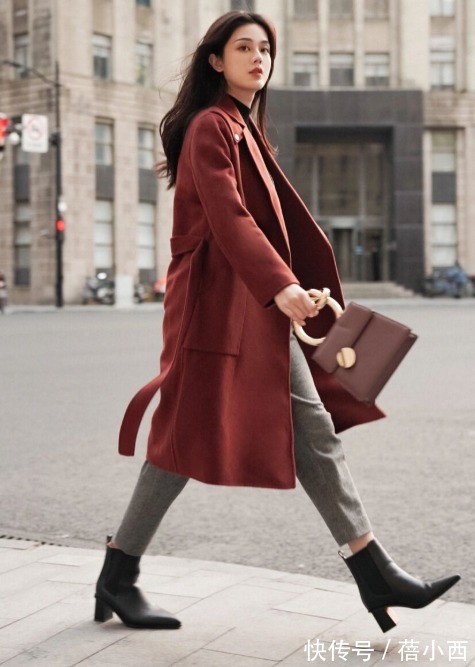 时髦|你离腿精的距离有多远?答案可能就是一双“裸跟靴”,时髦精必备